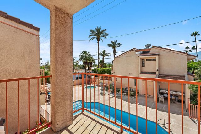 401 E Vista Chino 6, Palm Springs, CA 92262