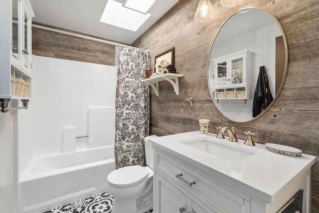 401 E Vista Chino 6, Palm Springs, CA 92262