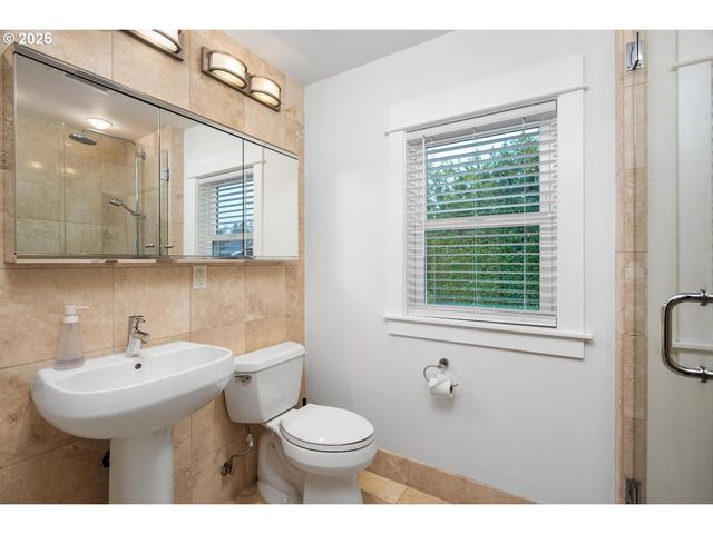 4816 Se 61ST Ave, Portland, OR 97206