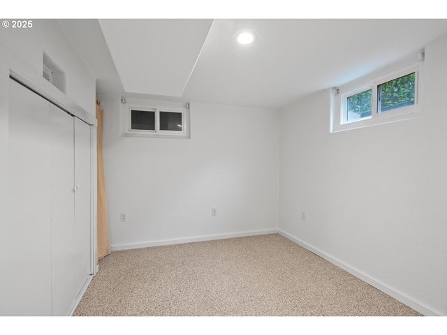 4816 Se 61ST Ave, Portland, OR 97206