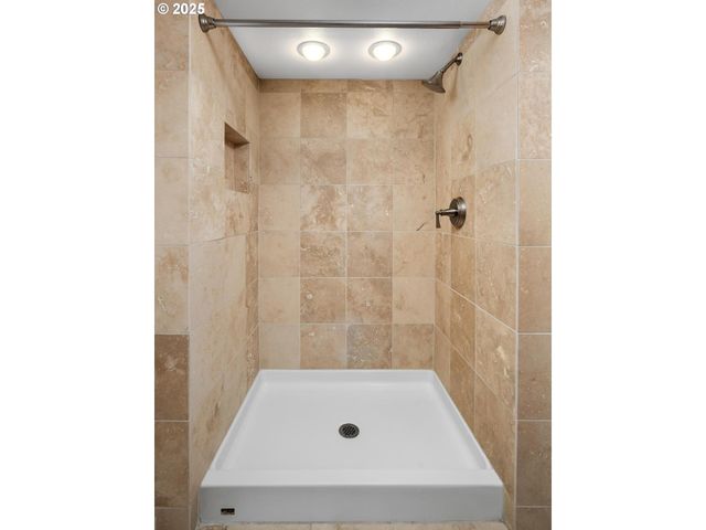 4816 Se 61ST Ave, Portland, OR 97206