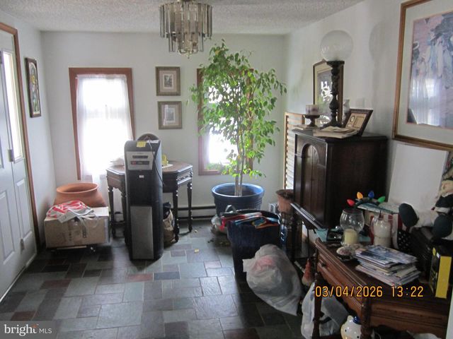 5800 GRISCOMB DR, Bensalem, PA 19020