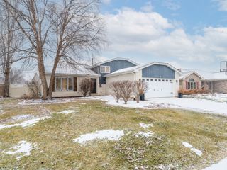 515 Edgewater Drive, Minooka, IL 60447