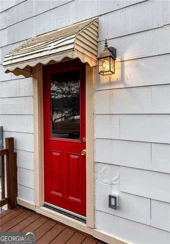 649 Valley Brook Road, Scottdale, GA 30079