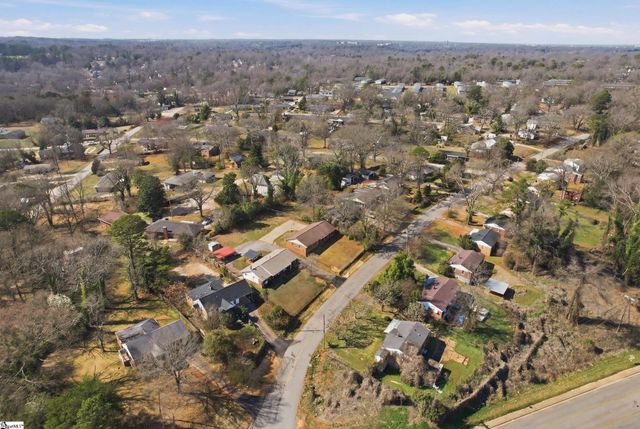 632 Old Augusta Road, Greenville, SC 29605