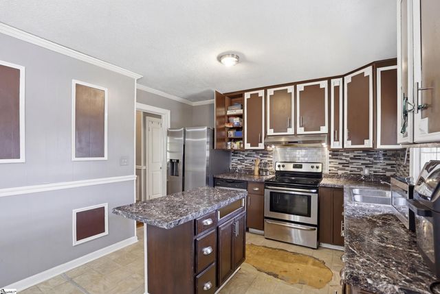 632 Old Augusta Road, Greenville, SC 29605