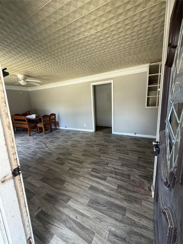 315 Maple Street, Farmersville, TX 75442