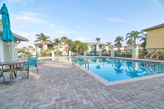 20 Brigantine Ct, St Augustine, FL 32080