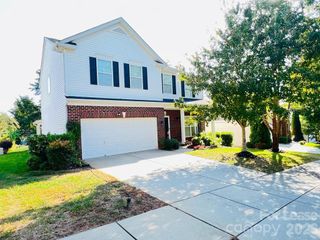 9844 Shearwater Avenue NW, Concord, NC 28027