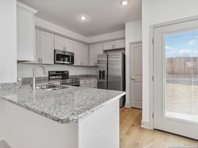 10203 Tulipwood Run Unit 102, San Antonio, TX 78252