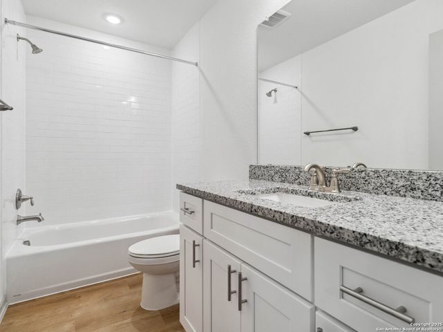 10203 Tulipwood Run Unit 102, San Antonio, TX 78252