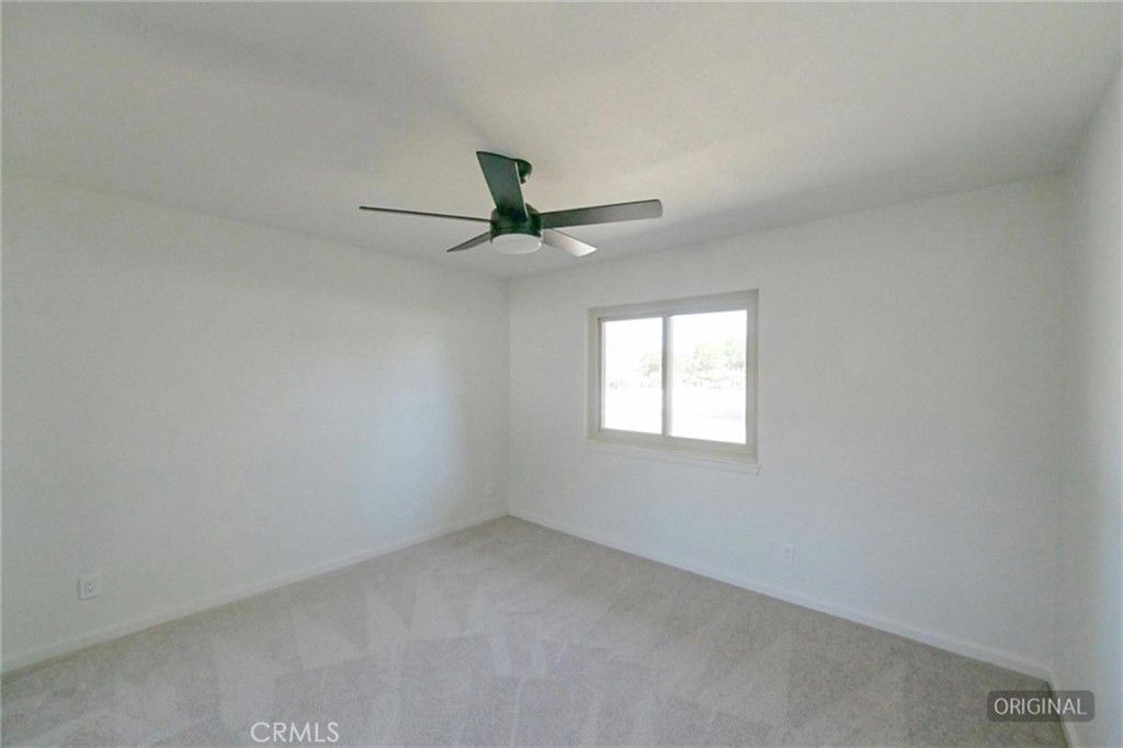 Image 21 of property listing at 16385 Nosoni Road, Apple Valley, CA 92307