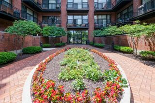 2323 W Pershing Road 611, Chicago, IL 60609