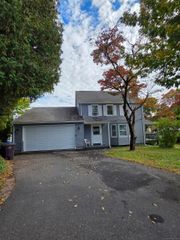 44 Steele Street, New Britain, CT 06052