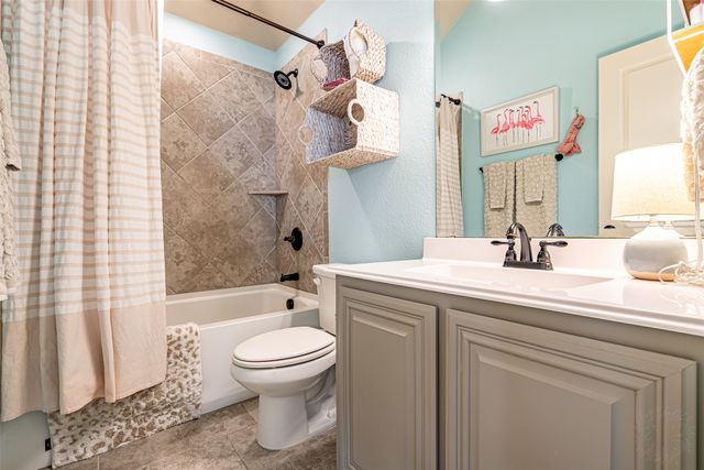 617 Fox Creek Trail, Fort Worth, TX 76131