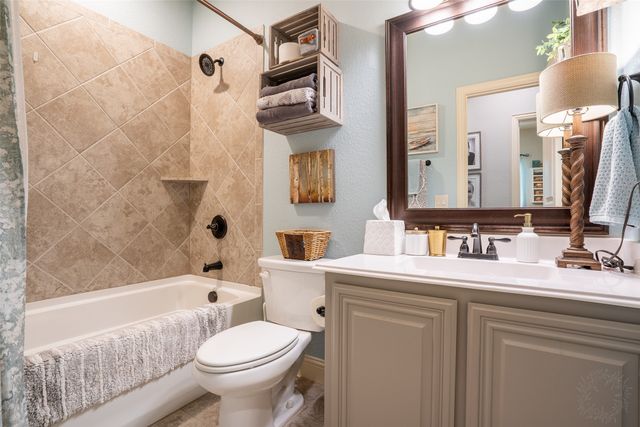 617 Fox Creek Trail, Fort Worth, TX 76131