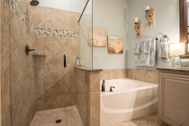 617 Fox Creek Trail, Fort Worth, TX 76131