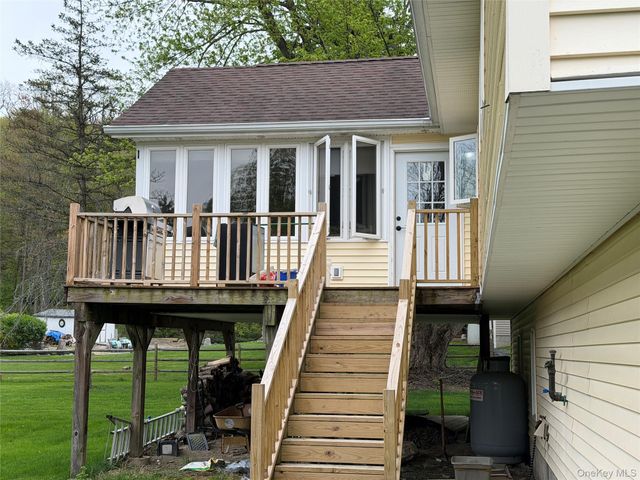 94 Booth Road, Chester, NY 10918