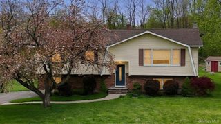 94 Booth Road, Chester, NY 10918