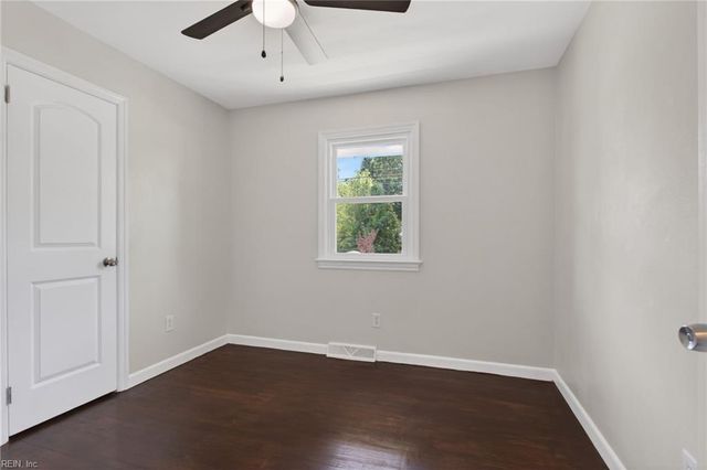 513 Corapeake DR, Chesapeake, VA 23322