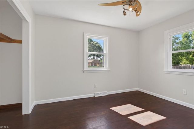 513 Corapeake DR, Chesapeake, VA 23322