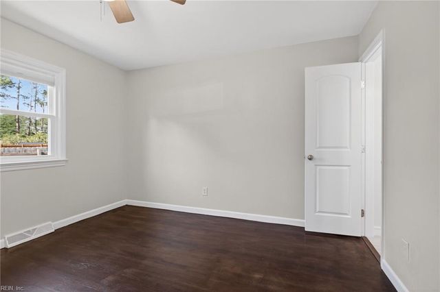 513 Corapeake DR, Chesapeake, VA 23322