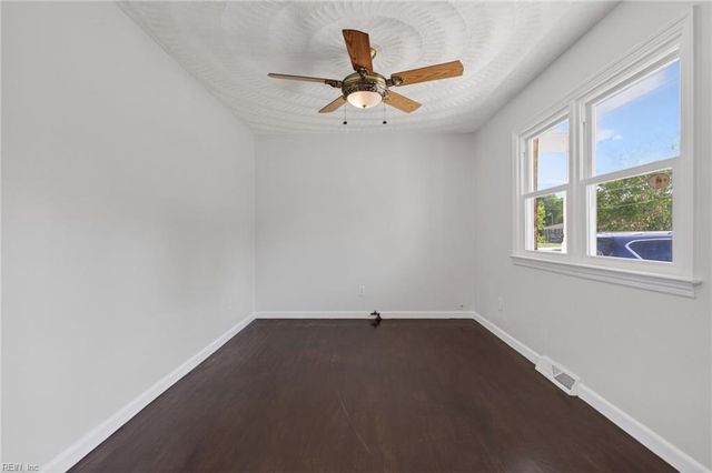 513 Corapeake DR, Chesapeake, VA 23322