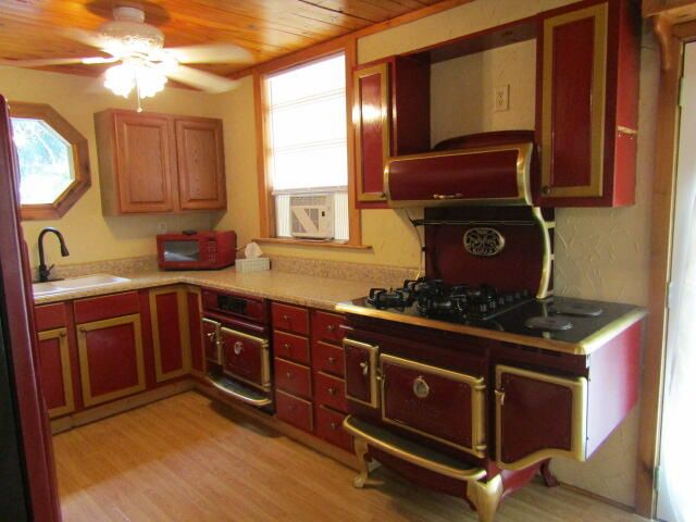 3960 Poverty Creek Road, Crestview, FL 32539