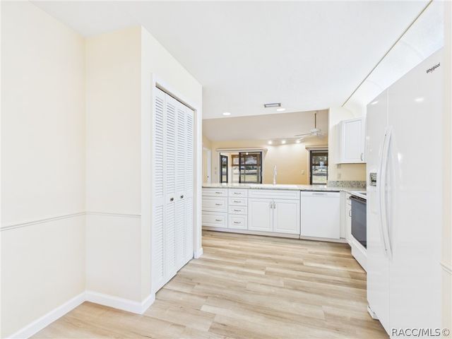 2322 N Saint Johns Point, Hernando, FL 34442