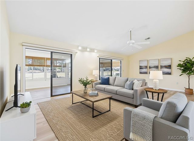 2322 N Saint Johns Point, Hernando, FL 34442