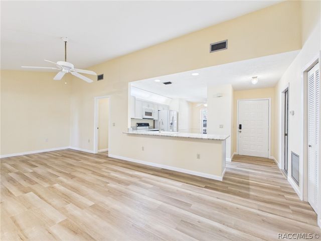 2322 N Saint Johns Point, Hernando, FL 34442