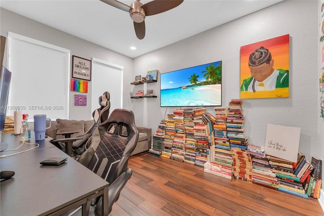 11537 SW 13th Ct, Pembroke Pines, FL 33025