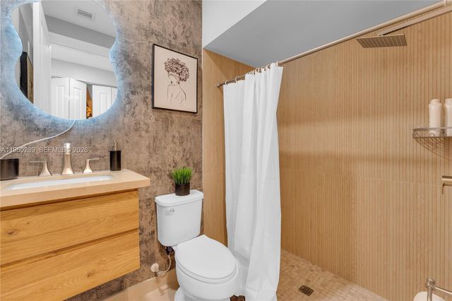 11537 SW 13th Ct, Pembroke Pines, FL 33025