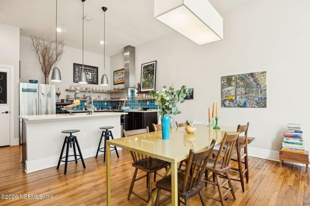 2525 COLLEGE Street 1115, Jacksonville, FL 32204