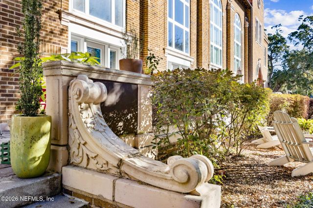 2525 COLLEGE Street 1115, Jacksonville, FL 32204