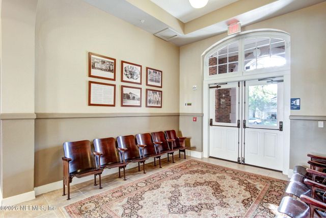 2525 COLLEGE Street 1115, Jacksonville, FL 32204