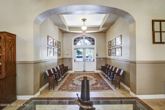 2525 COLLEGE Street 1115, Jacksonville, FL 32204