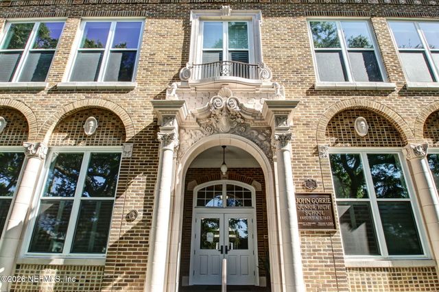 2525 COLLEGE Street 1115, Jacksonville, FL 32204