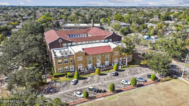 2525 COLLEGE Street 1115, Jacksonville, FL 32204