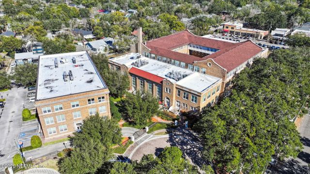 2525 COLLEGE Street 1115, Jacksonville, FL 32204