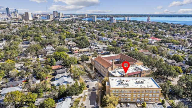 2525 COLLEGE Street 1115, Jacksonville, FL 32204
