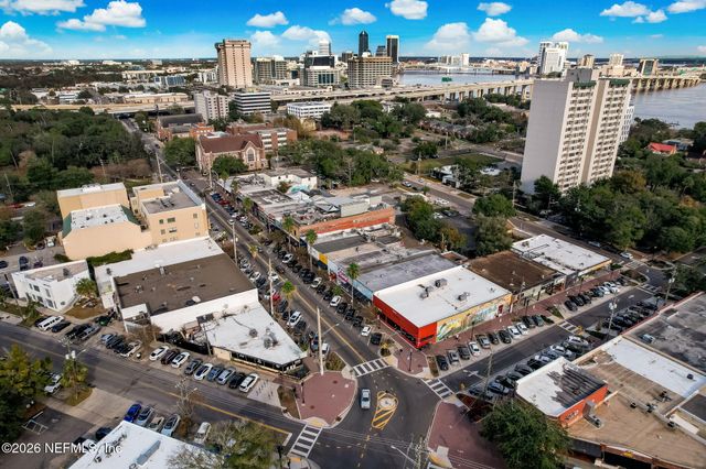 2525 COLLEGE Street 1115, Jacksonville, FL 32204