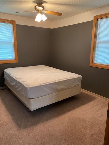 5003 White Oak Lane, Valparaiso, IN 46383