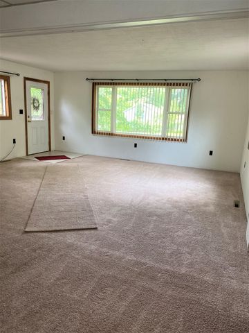 5003 White Oak Lane, Valparaiso, IN 46383