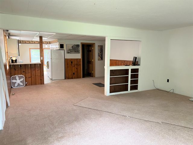 5003 White Oak Lane, Valparaiso, IN 46383