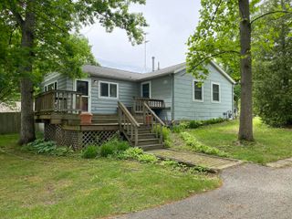 5003 White Oak Lane, Valparaiso, IN 46383