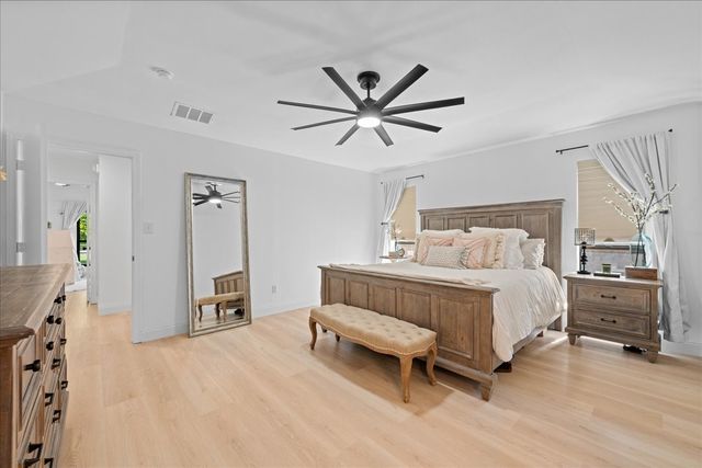 5856 Winding Woods Trail, Dallas, TX 75227