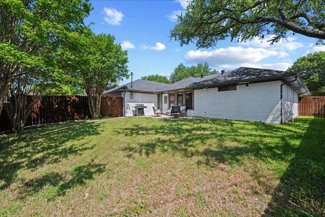 5856 Winding Woods Trail, Dallas, TX 75227