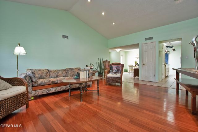 116 N Trevino Road, Santa Teresa, NM 88008