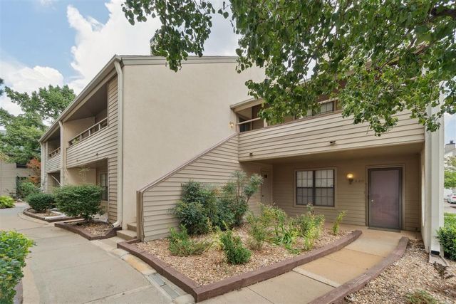 11120 Stratford Drive 220, Oklahoma City, OK 73120